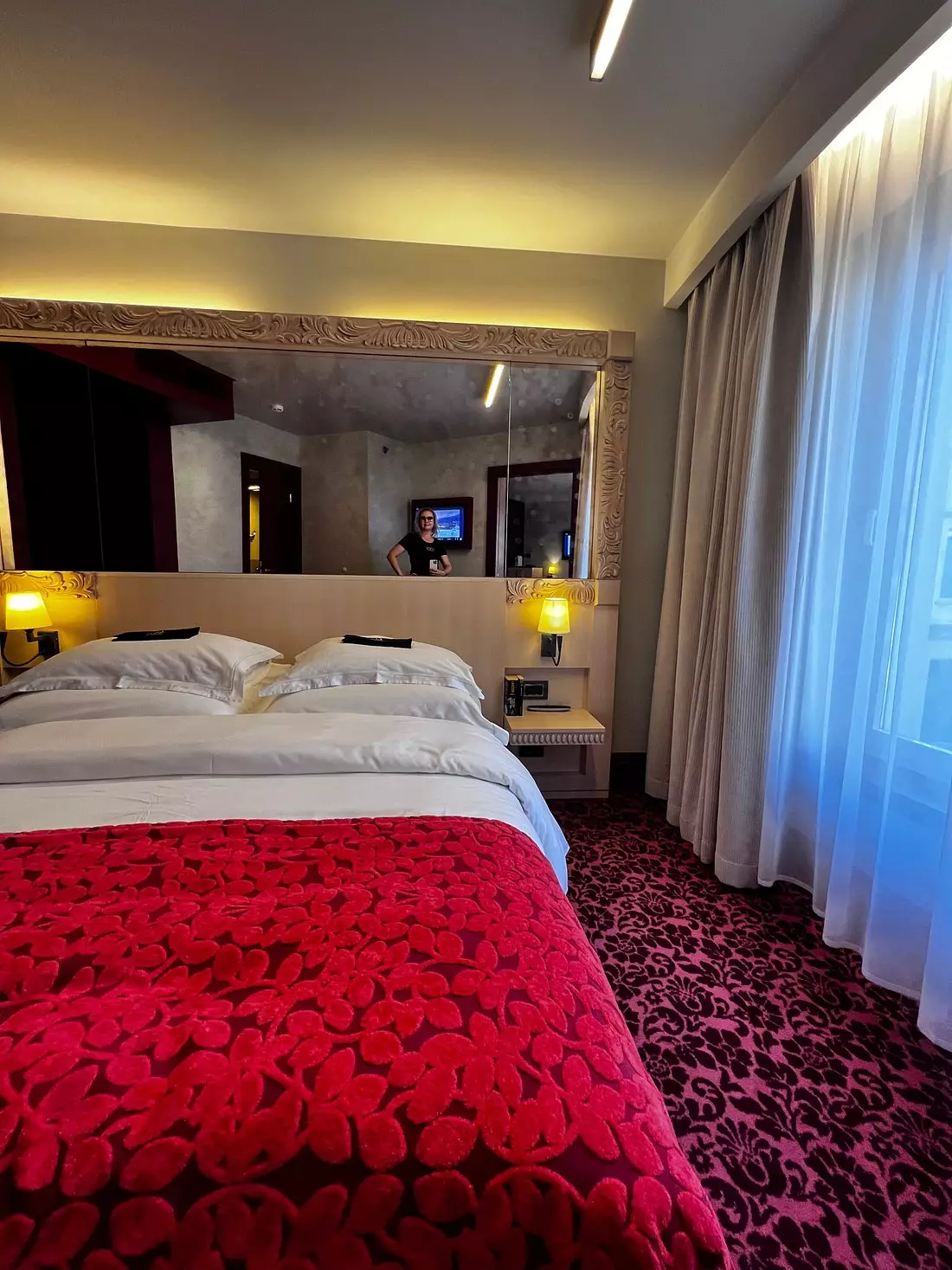 هتل دومینا سنت پیترزبورگ